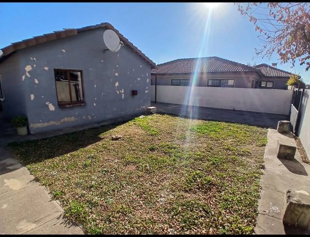 3 BEDROOM HOUSE FOR SALE IN WINDMILL PARK
